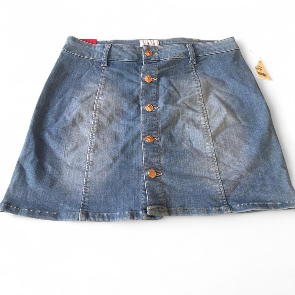 Celebrity Pink Gold‎ and Blue Mini Skirt Casual